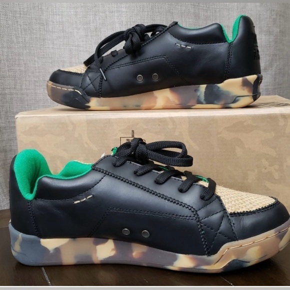 Terra Plana Worn Again Escape
Coffee Bag - Picture 4 of 7